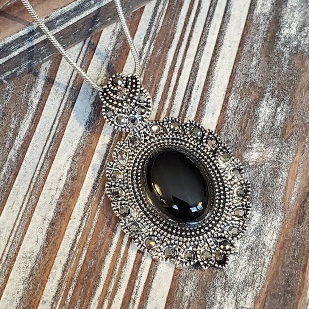 Victorian Style Necklace Silver Black Onyx